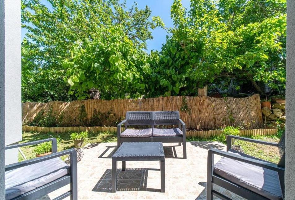 Faeax Guesthouse Línia Екстериор снимка