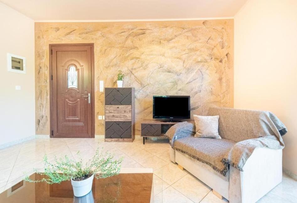 Faeax Guesthouse Línia Екстериор снимка
